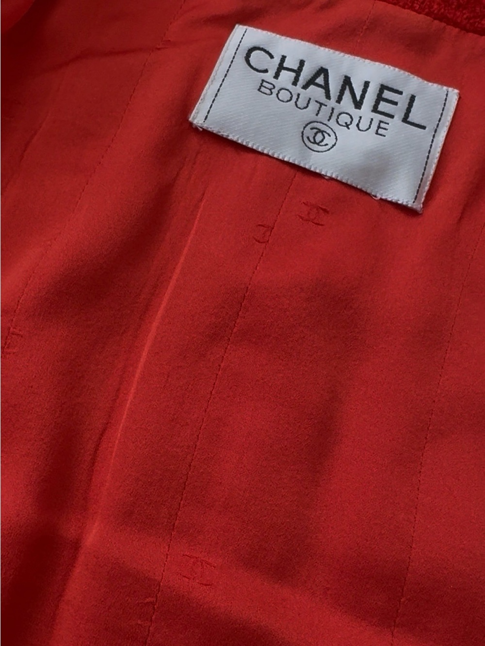 Vintage CHANEL 1996 Orange Tweed Blazer with Gold Buttons - Picture 10 of 16